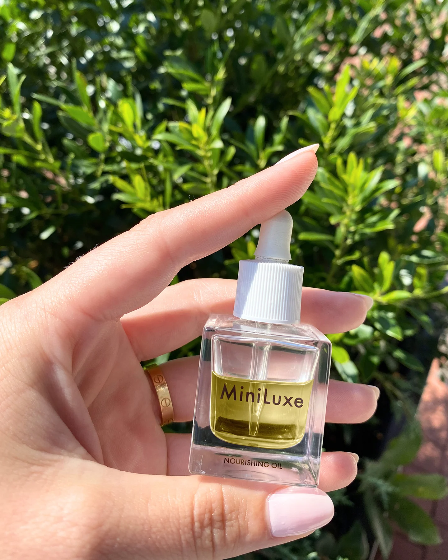 Nourishing Cuticle Oil Dropper - Image 3